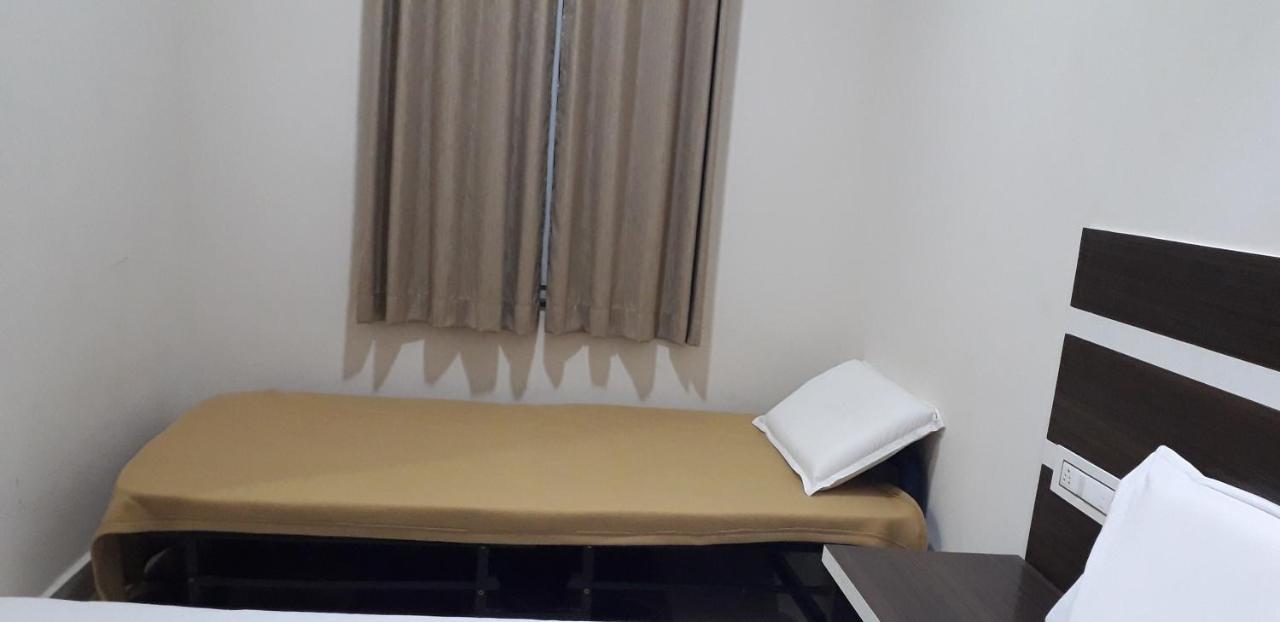 Mp Residency Hotel Kumbakonam Ngoại thất bức ảnh